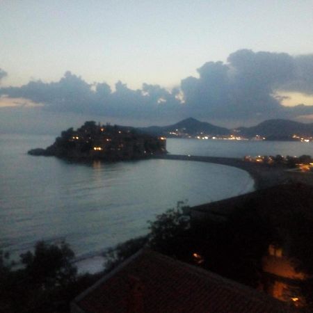 Ana Apartmani Sveti Stefan Exteriör bild